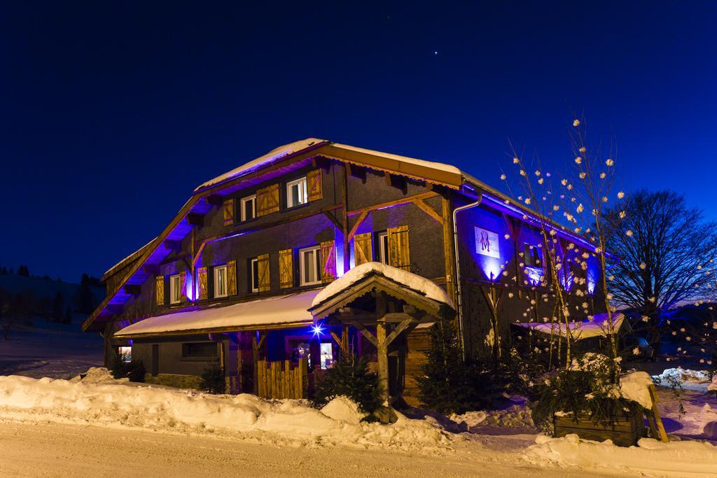 Hotel Le Manoir Des Montagnes Les Rousses Exterior photo